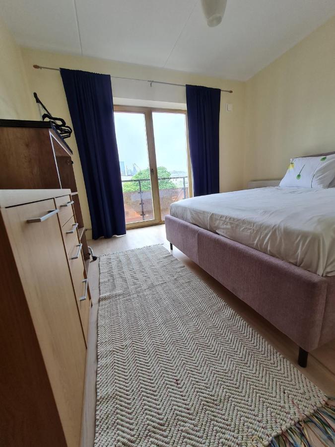 Cozy One Bedroom Apartment In City Center Talin Exterior foto