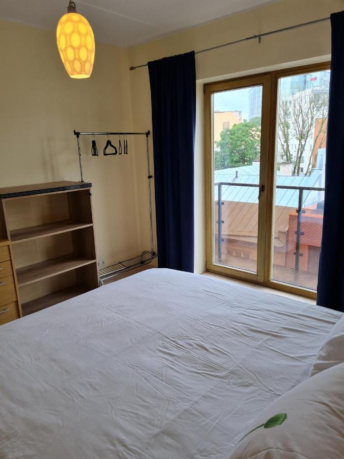 Cozy One Bedroom Apartment In City Center Talin Exterior foto