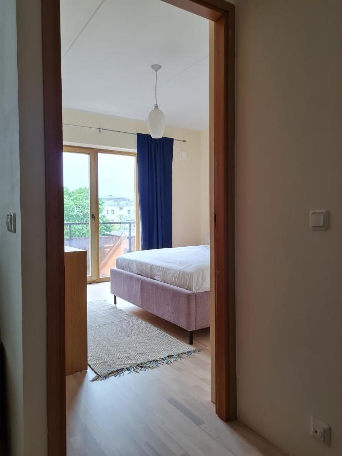 Cozy One Bedroom Apartment In City Center Talin Exterior foto
