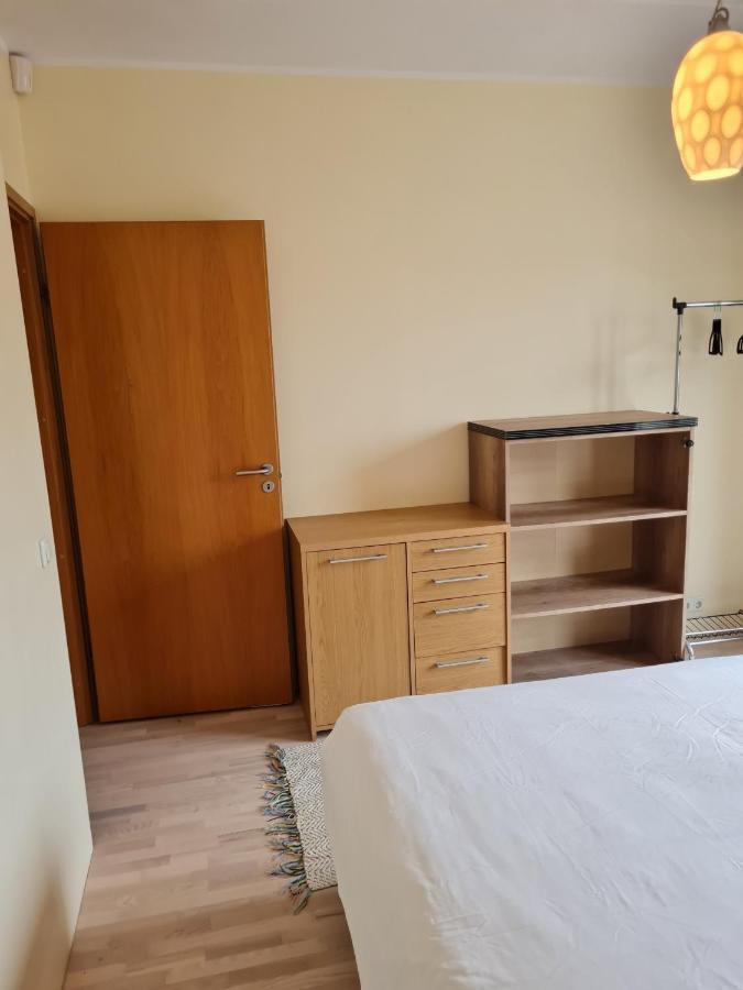Cozy One Bedroom Apartment In City Center Talin Exterior foto